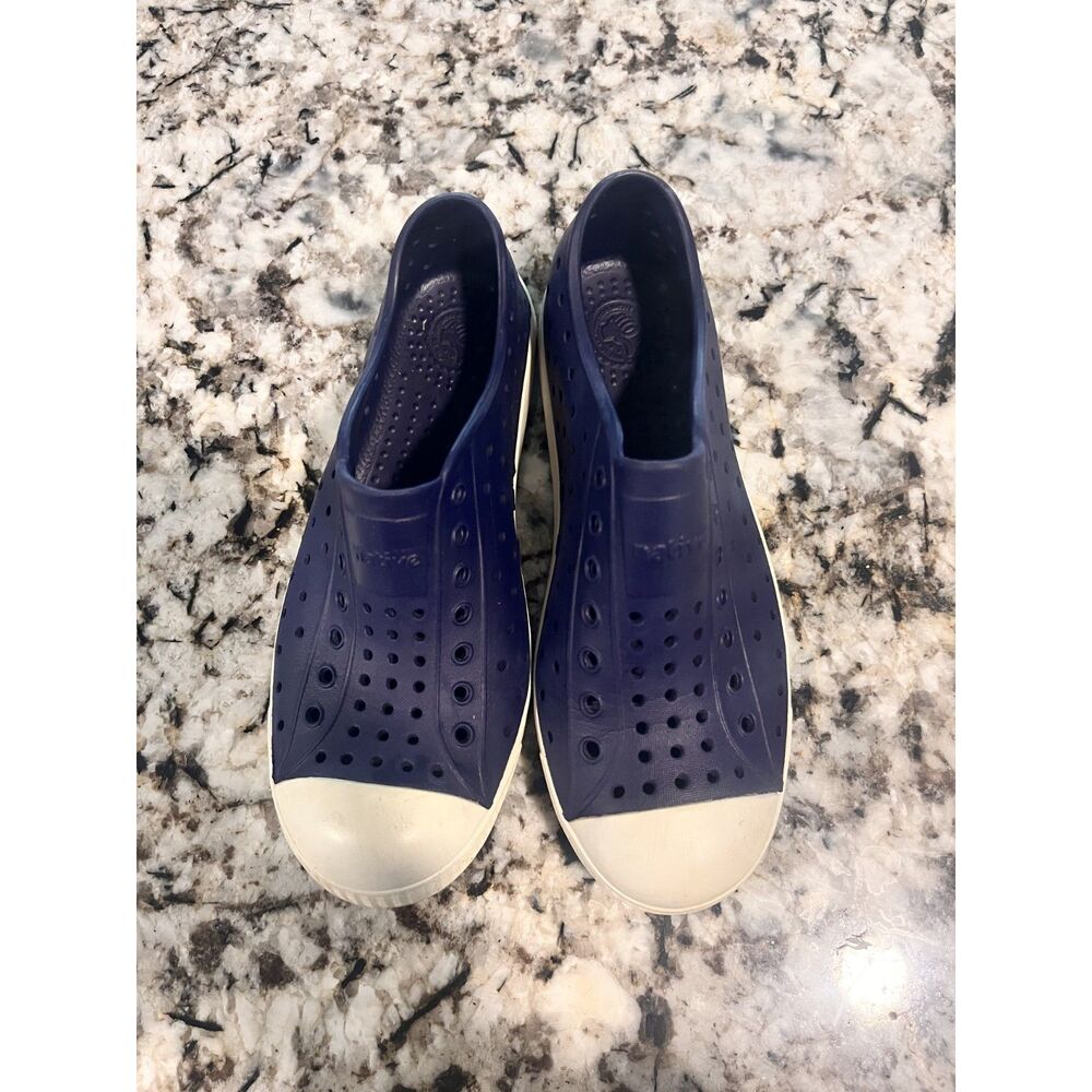 Native Navy Shoes Size 12 Kids